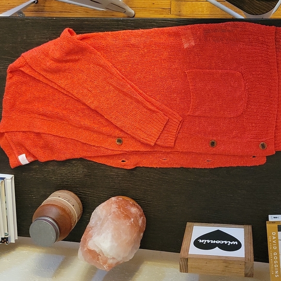 Sweater - Picture 4 of 4